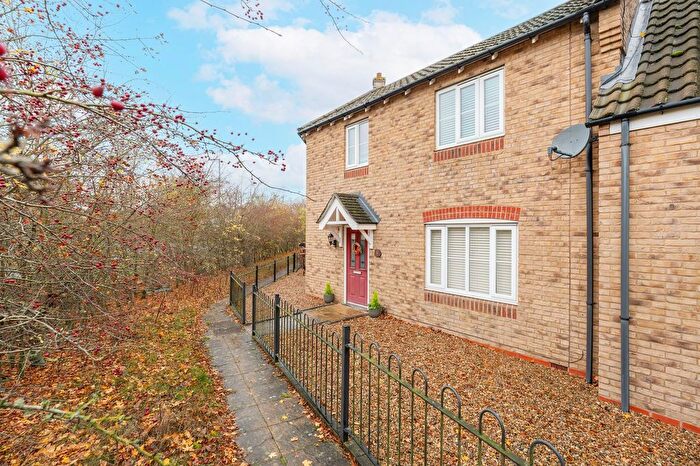 3 Bedroom Semi Detached House For Sale In Round House Way, Cringleford, NR4