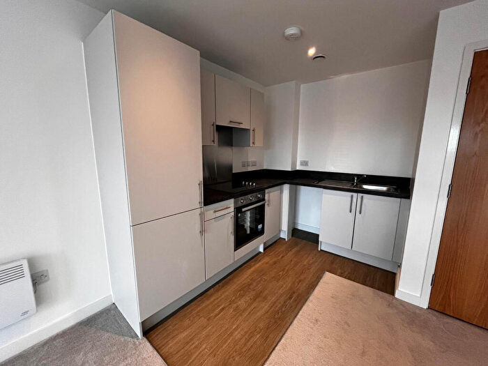 1 Bedroom Flat To Rent In Ordsall Lane, Salford, M5