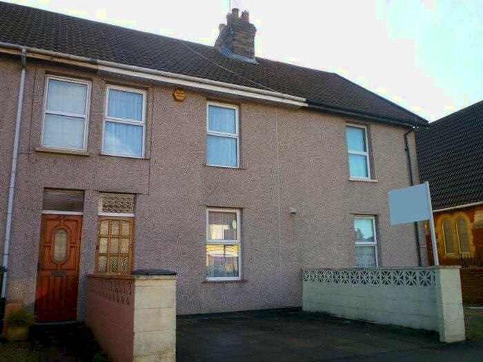 3 Bedroom Property To Rent In Southmead Road, Westbury-on-trym, BS10