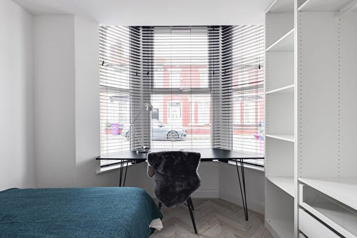 6 Bedroom Semi Detached House To Rent In Cranborne Road, Liverpool, L15