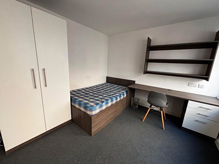 Flat To Rent In Howard Lane, Sheffield, S1