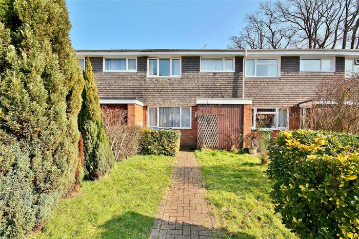 3 Bedroom Terraced House To Rent In Fircroft Close, Woking, Surrey, GU22