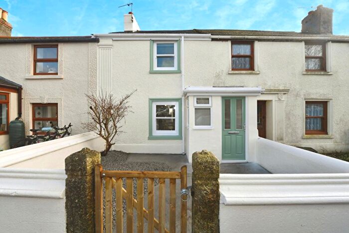 2 Bedroom Terraced House For Sale In Commercial Road, Hayle, Cornwall, TR27