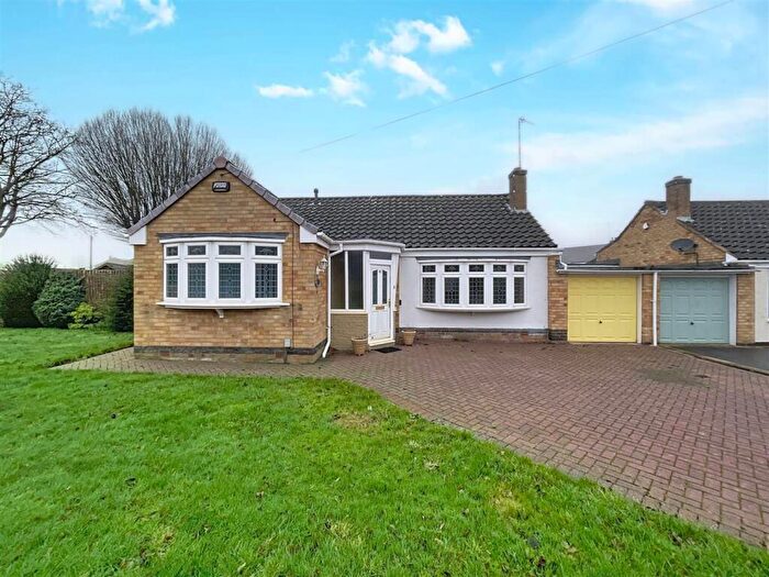 3 Bedroom Detached Bungalow For Sale In Siddeley Avenue, Kenilworth, CV8