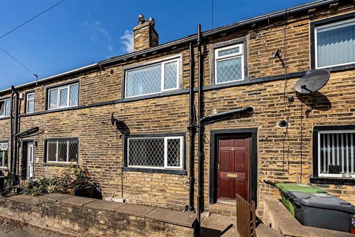 2 Bedroom Terraced House For Sale In Ambler Thorn, Queensbury, Bradford, BD13