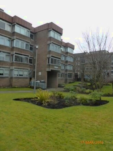 Studio To Rent In Lethington Avenue, Shawlands, Glasgow, G41