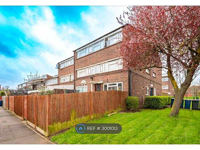 1 Bedroom Flat To Rent In Hotspur Road, Northolt, UB5