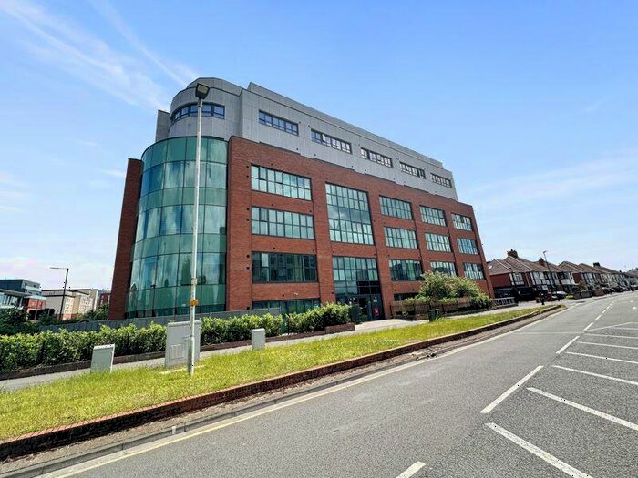 1 Bedroom Flat To Rent In Bath Road, Slough, SL1