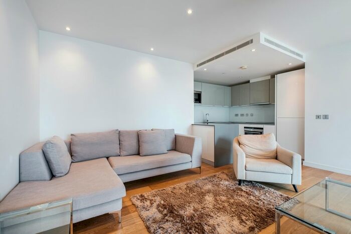 3 Bedroom Flat To Rent In Camley Street, London, N1C