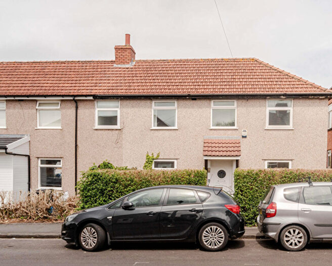 3 Bedroom End Of Terrace House For Sale In Broad Road, St George, Bristol, Gloucestershire, BS15