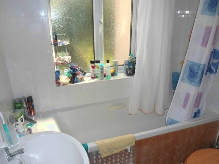 1 Bedroom Flat To Rent In Halstock Avenue, Fishponds, Bristol, BS16