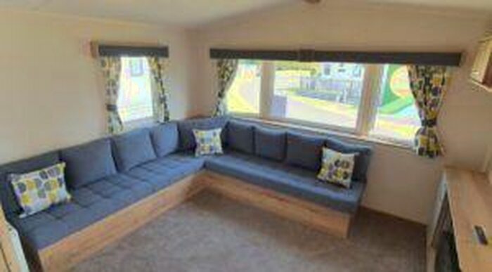 2 Bedroom Caravan For Sale In Hurworth Rd, Darlington, DL2