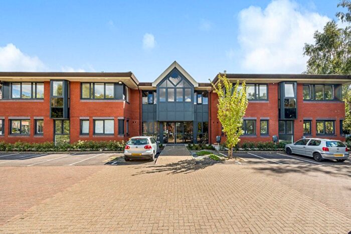 1 Bedroom Flat For Sale In Catteshall Lane, Godalming, GU7