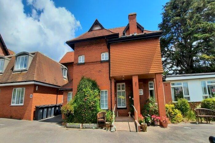 1 Bedroom Property To Rent In Salterton Road, Exmouth, EX8