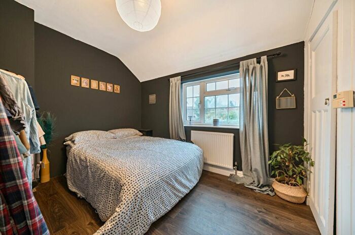 3 Bedroom Terraced House For Sale In Copse Road, Haslemere, GU27