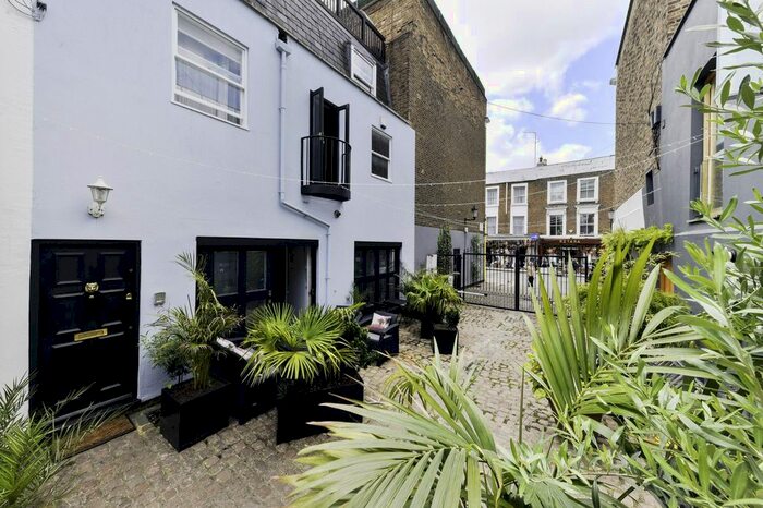 3 Bedroom Mews To Rent In Alba Place, London, W11