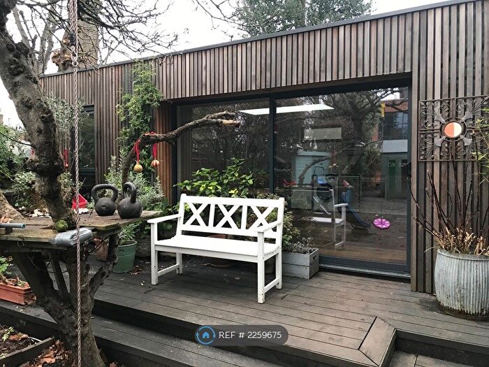 1 Bedroom Flat To Rent In Lower Richmond Road, London, SW15