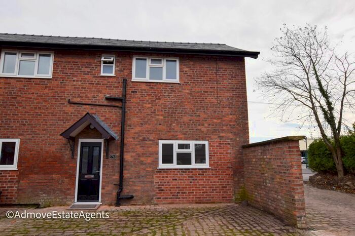 2 Bedroom Barn Conversion To Rent In Green Lane, Timperley, Altrincham WA15