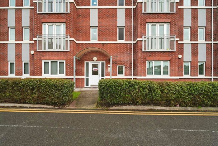 2 Bedroom Flat For Sale In Forebay Drive, Irlam, Manchester, Greater Manchester, M44
