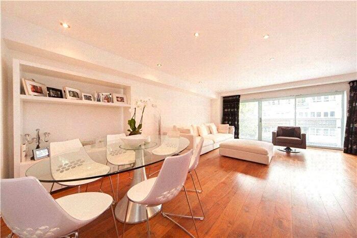2 Bedroom Flat To Rent In Old Street, Clerkenwell, EC1V