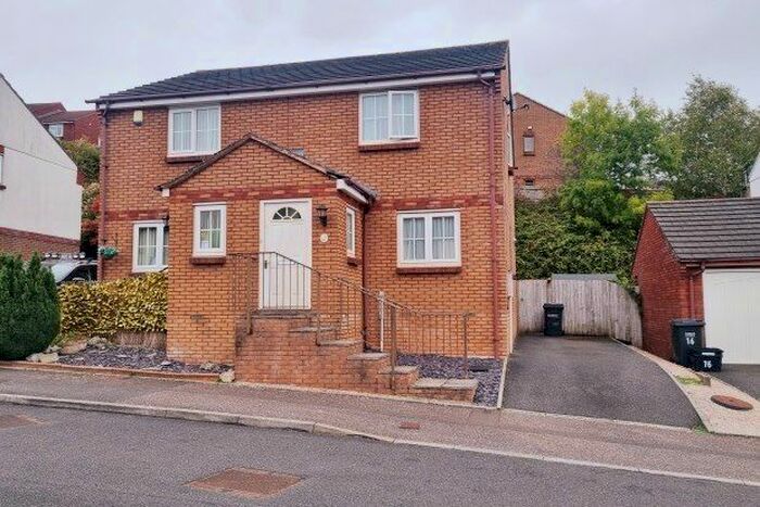 2 Bedroom Property To Rent In Windward Road, Torquay, TQ2