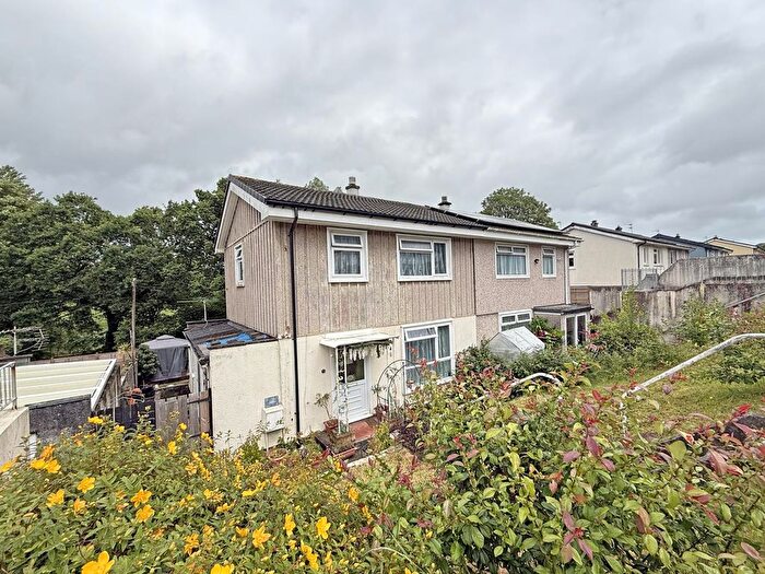 3 Bedroom Semi Detached House For Sale In Shakespeare Road, Honicknowle, Plymouth, PL5