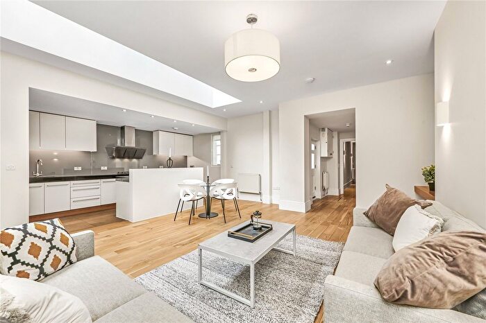 1 Bedroom Flat To Rent In Devonshire Place, London, W1G