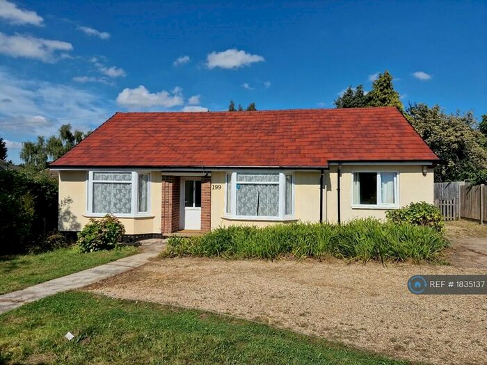 3 Bedroom Bungalow To Rent In Bridge End Road, Grantham, NG31