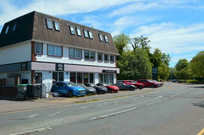 Studio To Rent In Addlestone / Weybridge, KT15