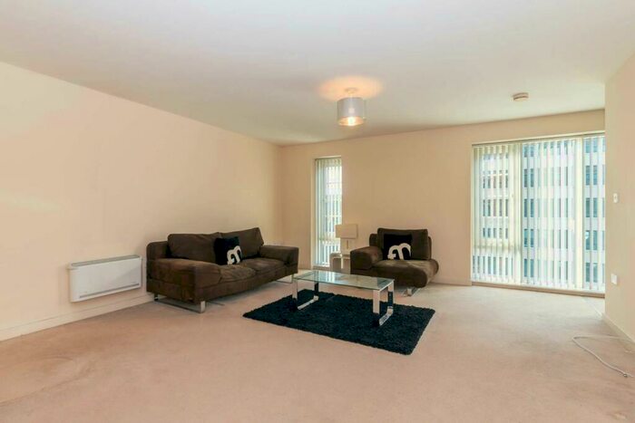 Apartment To Rent In West Two, Suffolk Street Queensway, B1