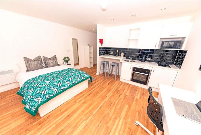Flat To Rent In The Studios, Plaza Boulevard, Liverpool, L8
