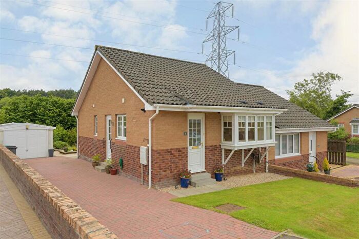 2 Bedroom Semi-Detached Bungalow For Sale In Ellon Place, Dunfermline, KY12