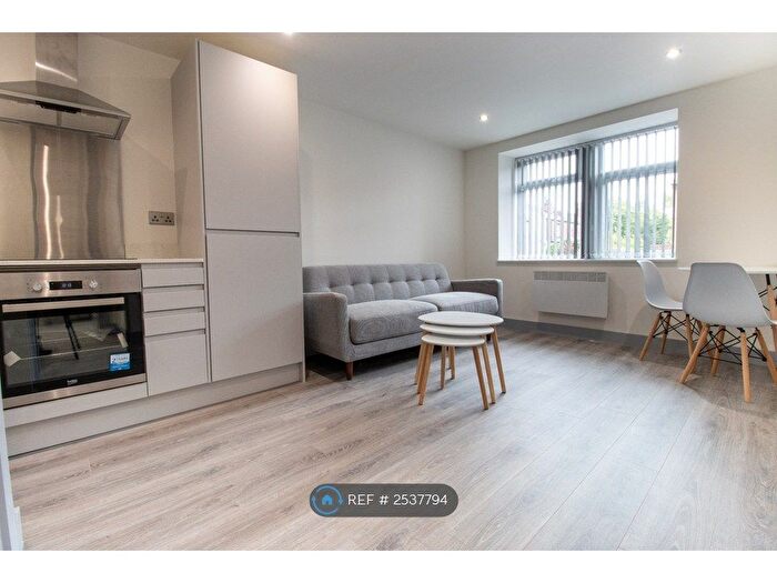 1 Bedroom Flat To Rent In Stanningley Road, Pudsey, LS28