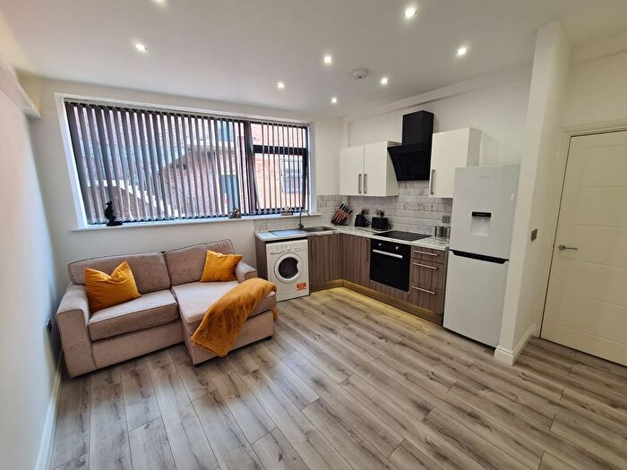 1 Bedroom Flat To Rent In Claughton Street, St Helens, WA10