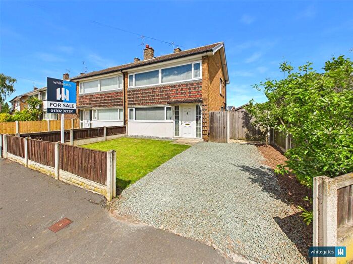 3 Bedroom Semi-Detached House For Sale In Coniston Road, Kirk Sandall, Doncaster, South Yorkshire, DN3