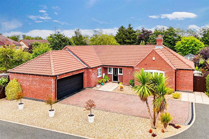 4 Bedroom Detached Bungalow For Sale In Orchard Lane, Caythorpe, Nottinghamshire, NG14