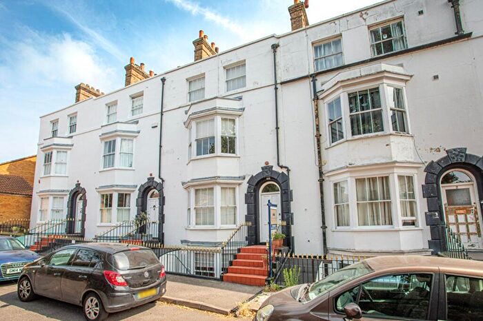5 Bedroom Terraced House For Sale In Clifton Lawn, Ramsgate, CT11