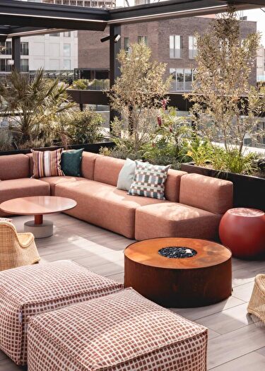 Studio To Rent In Nine Elms Lane, London, SW11