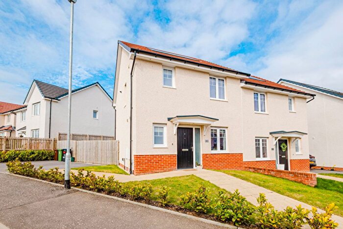 3 Bedroom Semi-Detached House For Sale In Furnace Way, Stewarton, KA3