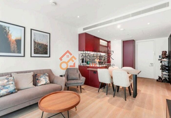 2 Bedroom Flat To Rent In Legacy Building, Viaduct Gardens, London, SW11