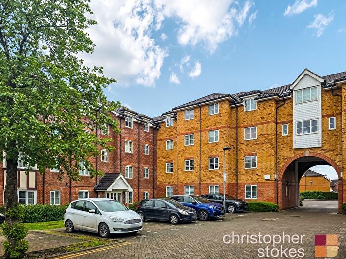 2 Bedroom Flat To Rent In Yukon Road, Broxbourne, Hertfordshire, EN10