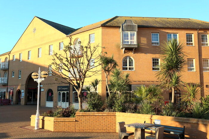 1 Bedroom Apartment To Rent In The Octagon, Brighton Marina Village, BN2