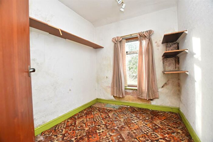 3 Bedroom End Of Terrace House For Sale In Hope View, Gwalia, Caergwrle, LL12