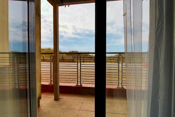 2 Bedroom Flat To Rent In The Observatory, St. Christophers Court, Maritime Quarter, Swansea, Abertawe, SA1