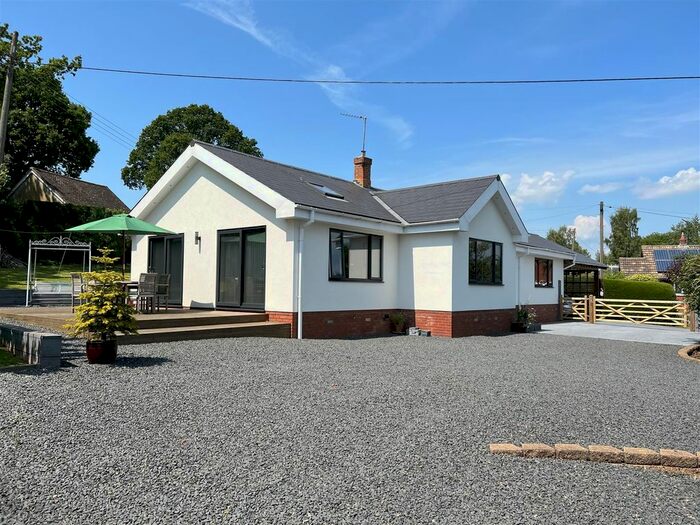 3 Bedroom Detached Bungalow For Sale In Westfield, Cradley, Malvern, WR13