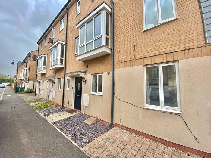 3 Bedroom Property To Rent In Harn Road, Hampton Centre, Peterborough, PE7