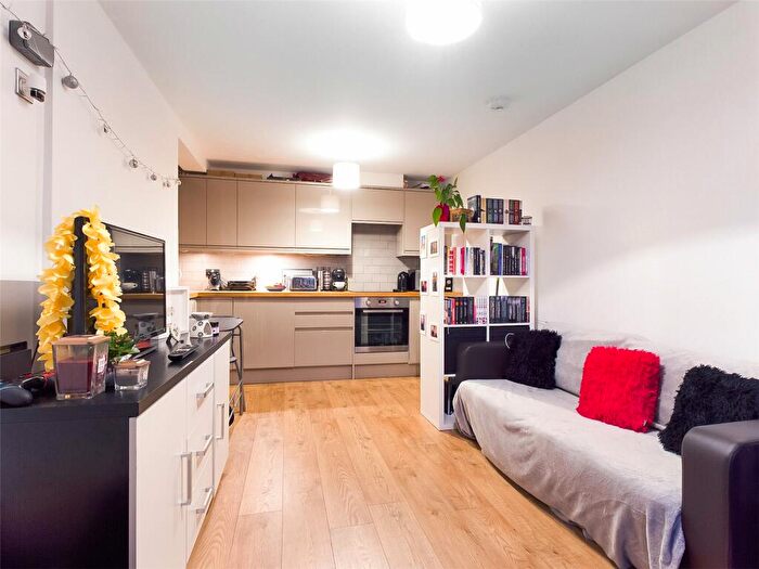 1 Bedroom Apartment To Rent In Wolverstone Drive, Brighton, BN1