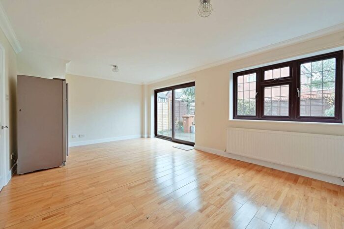 3 Bedroom Detached House To Rent In Tudor Manor Gardens, Watford, Garston, WD25