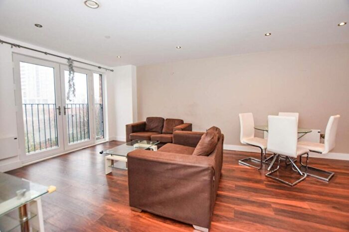 1 Bedroom Flat To Rent In Wilburn Basin, Ordsall Lane, Salford, M5