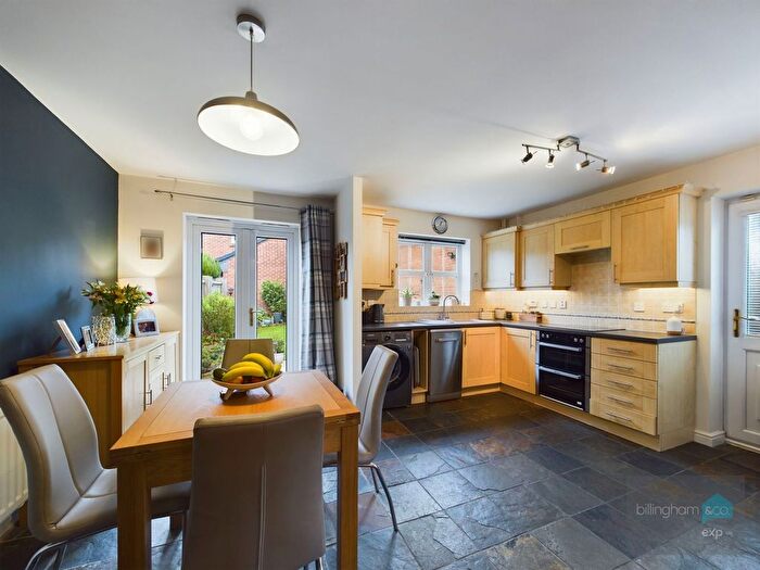 3 Bedroom End Of Terrace House For Sale In Crystal Gardens, Kinver, DY7